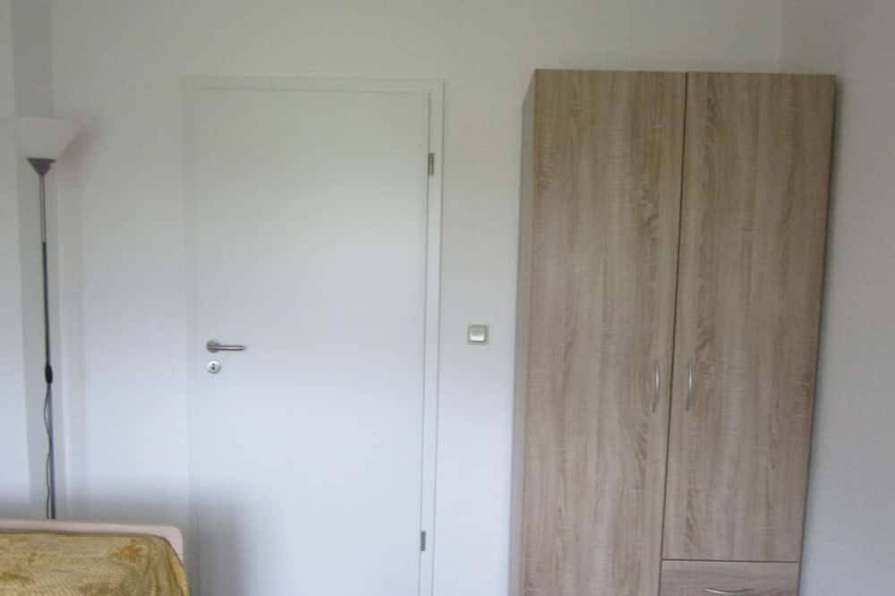 Ganze Wohnung, Ferienwohnung \"Kleyne Rore\" - Appartement/Fewo, Bad, Wc, 2 Schlafräume in Wittlich, Bernkastel-Kues & Umgebung