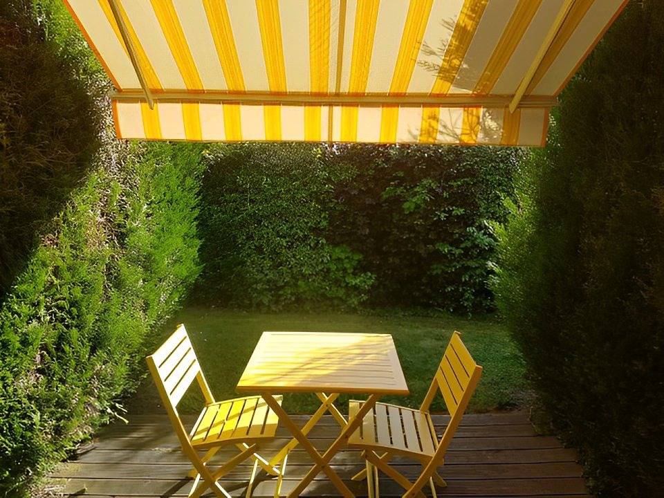 Chambres d'hôtes de l'Auraine - Chambre jaune in Limoges, Région de Limoges
