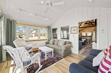 Vacation House for 6 Guests in Chincoteague, Chincoteague Island, Picture 2