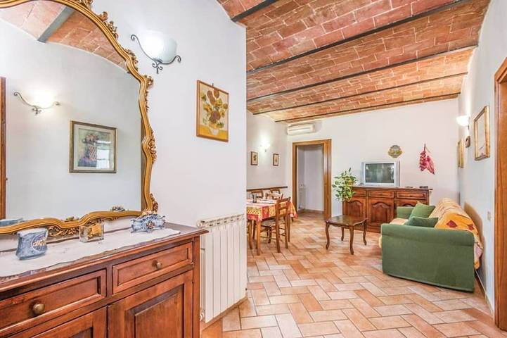 Herrliche Wohnung in einem Ferienhaus für 2 Leute mit Pool, Klimaanlage und TV, bei Siena in Poggibonsi, Siena Provinz