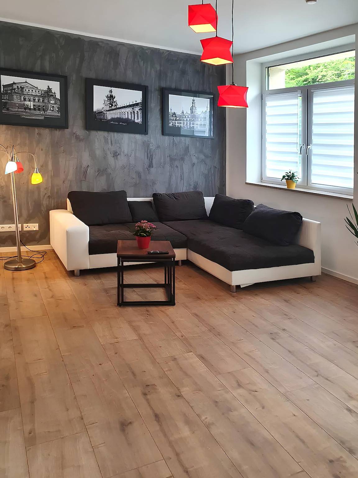 Entire apartment, Apartment 'Geräumige Moderne 3 Raumwohnung' with Shared Terrace and Wi-Fi in Dohna, Eastern Ore Mountains