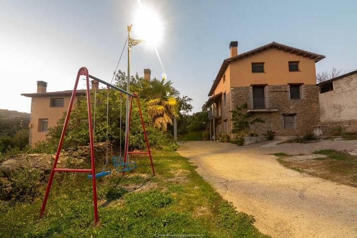 Casa rural para 8 personas, con jardín y vistas, Se admiten mascotas en La Ribagorza - 3