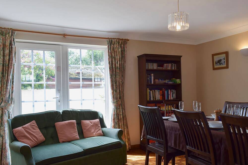 3 bedroom accommodation in Felixstowe Ferry in Felixstowe, Suffolk