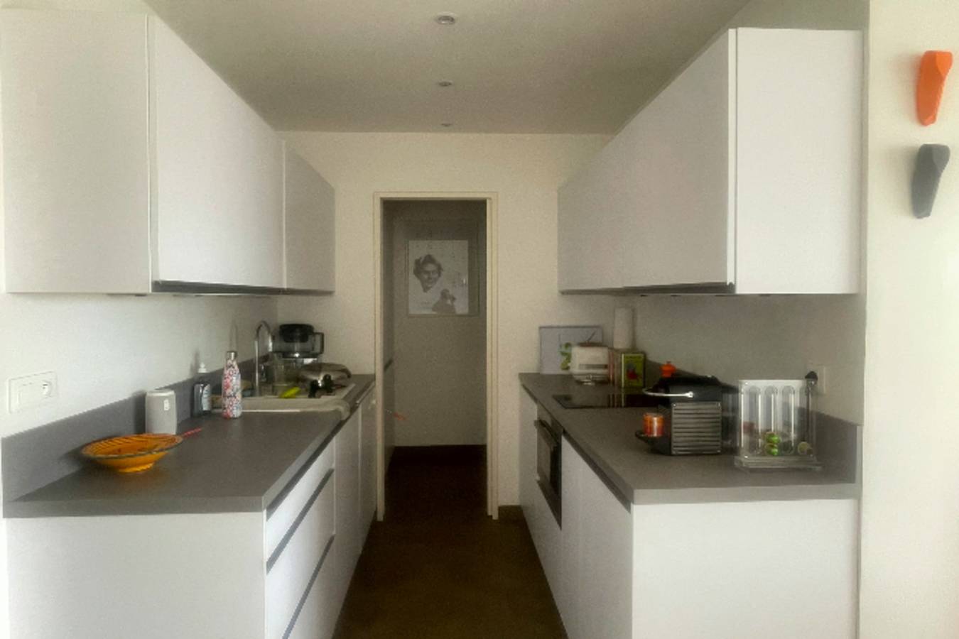 Appartement entier, Évasion à Cannes : vue mer et piscine partagée ! in Cannes, Côte méditerranéenne (France)
