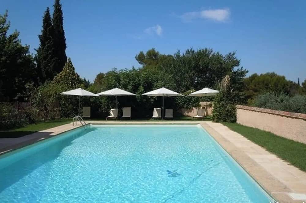 Agréable maison de 65 m2 avec très grande piscine in Aix-en-Provence, Côte méditerranéenne (France)