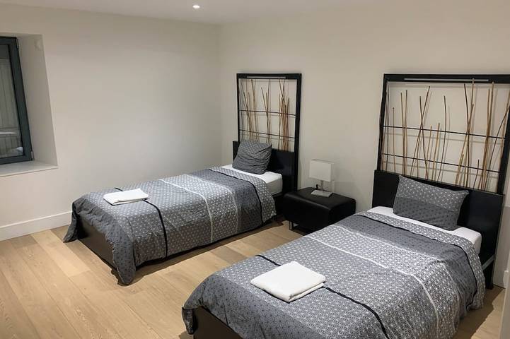 Location de vacances pour 10 personnes, avec jardin à Divonne-les-Bains - 3