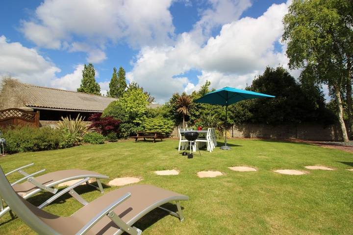 Gîte pour 8 personnes, avec jardin et terrasse à Lézardrieux - 2