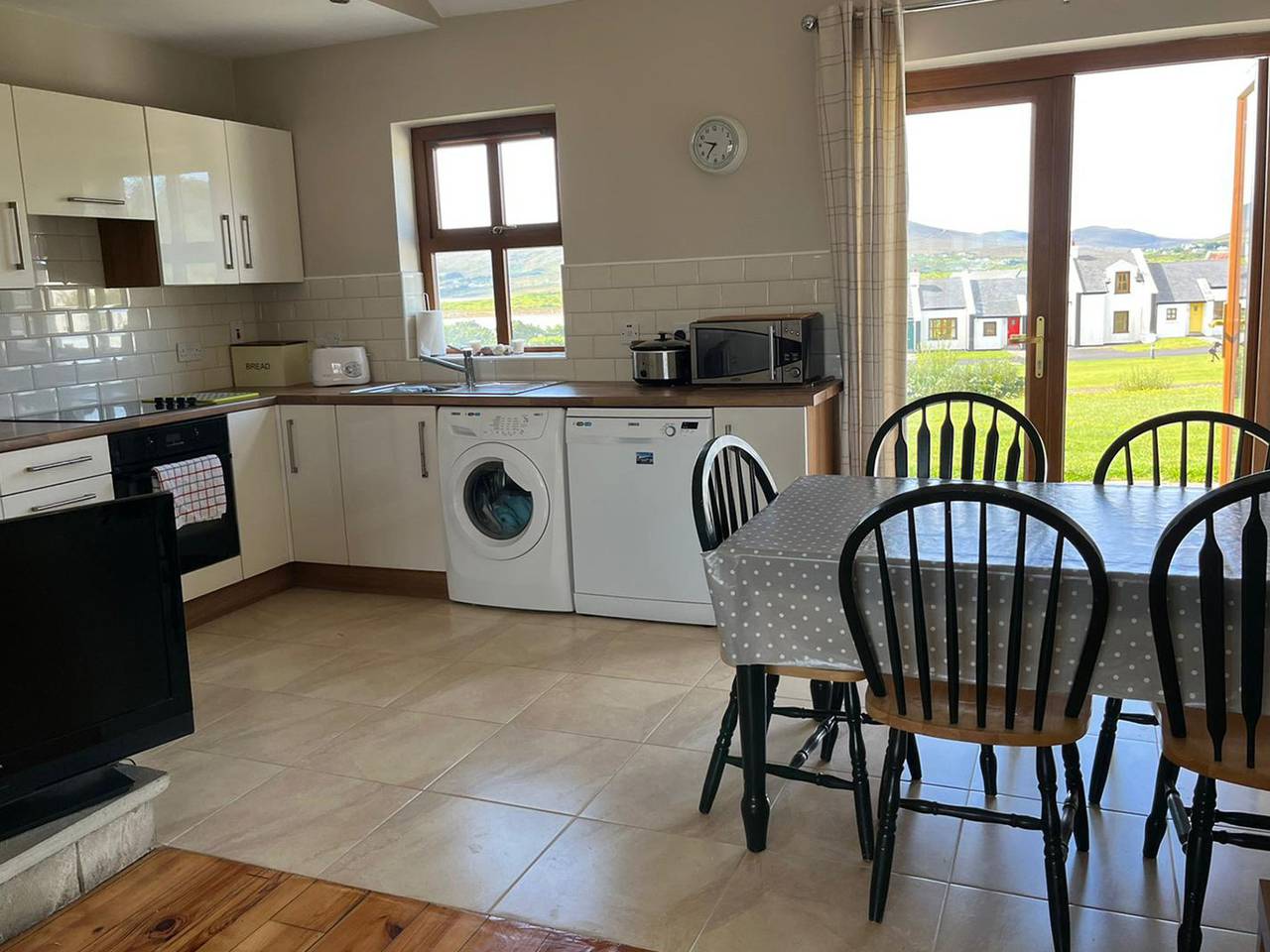 Achill Sound Holiday Village No 11 in Doogea ED, Achill Island