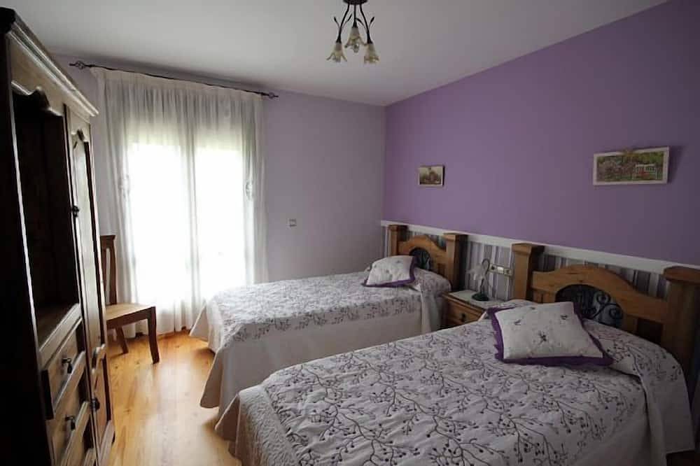 Miguelo Apartments in Saravillo, Plan