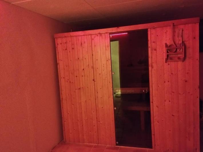 Location de vacances pour 12 personnes, avec piscine et jacuzzi ainsi que jardin et sauna à Briare - 4