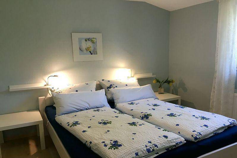 Ganze Ferienwohnung, Fw Hummel, Dusche, Wc, 2 Schlafräume, 65 qm in Winsen (Aller), Aller-Leine-Tal