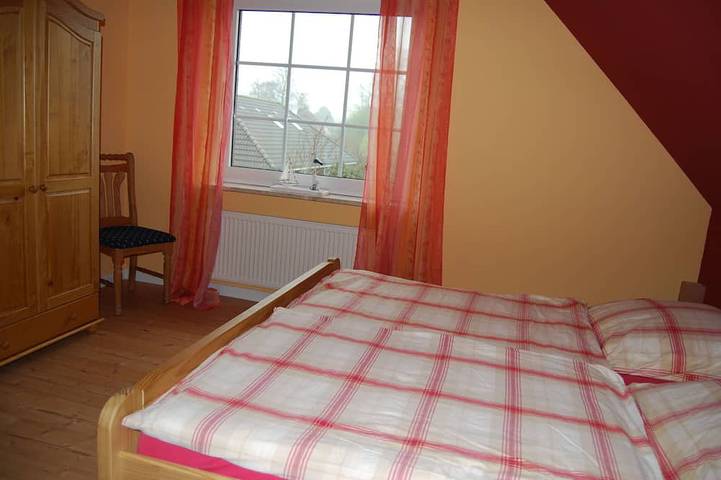 Ferienhaus für 5 Personen, mit Sauna und Pool sowie Garten in Wesselburen - 2