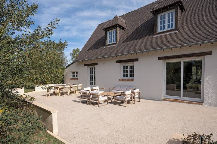 Location de vacances pour 9 personnes, avec jardin et terrasse à Vauville