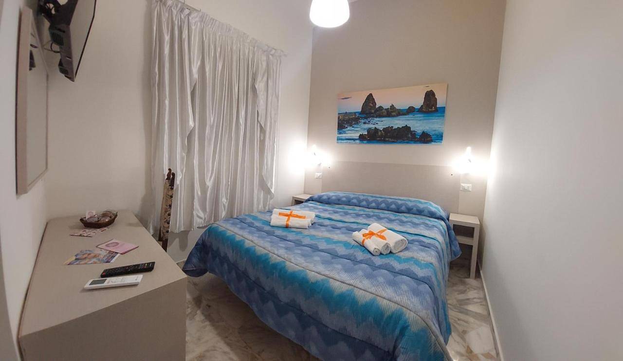 Debora Holiday House in Misterbianco, Catania e dintorni