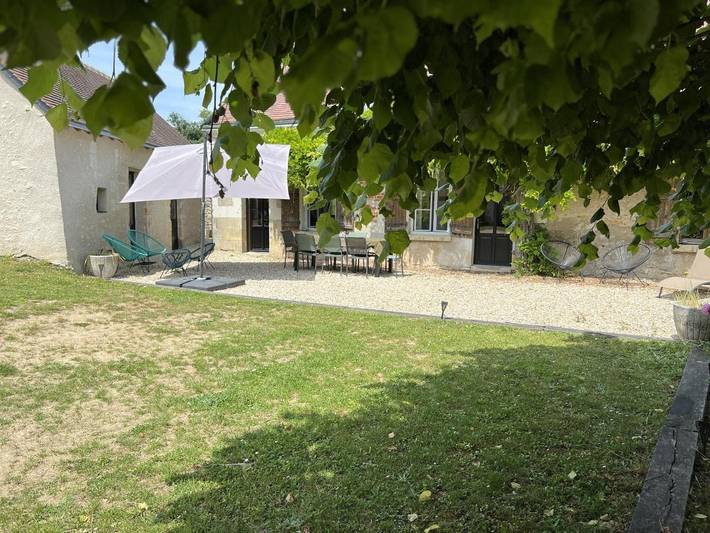 Location de vacances pour 8 personnes, avec terrasse et vue à Francueil - 3