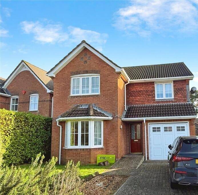 Holiday rental for 7 people, with garden, with pets in Barton on Sea