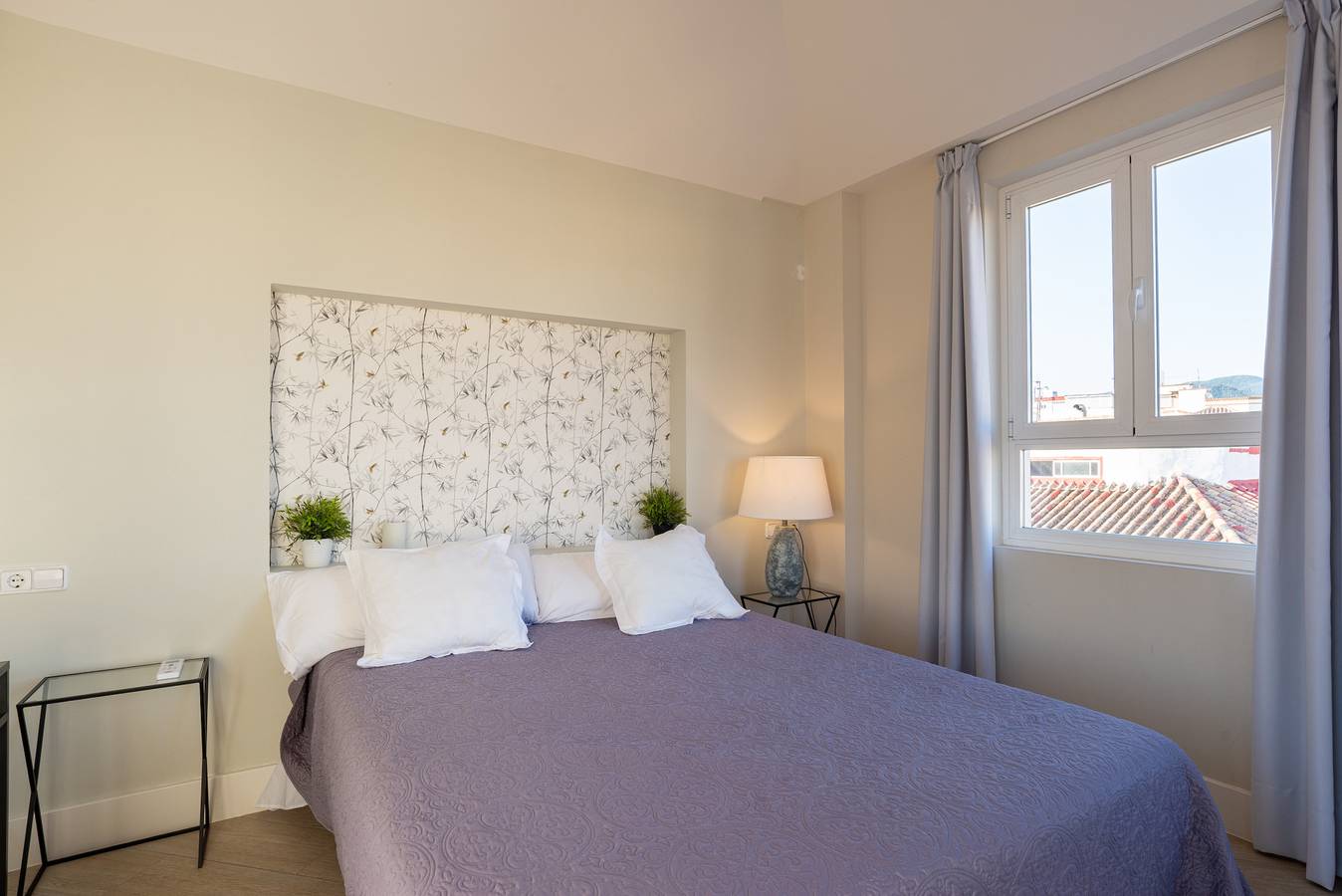 Entire apartment, Holiday apartment for 6 people with terrace in Malaga Centro Historico, Malaga