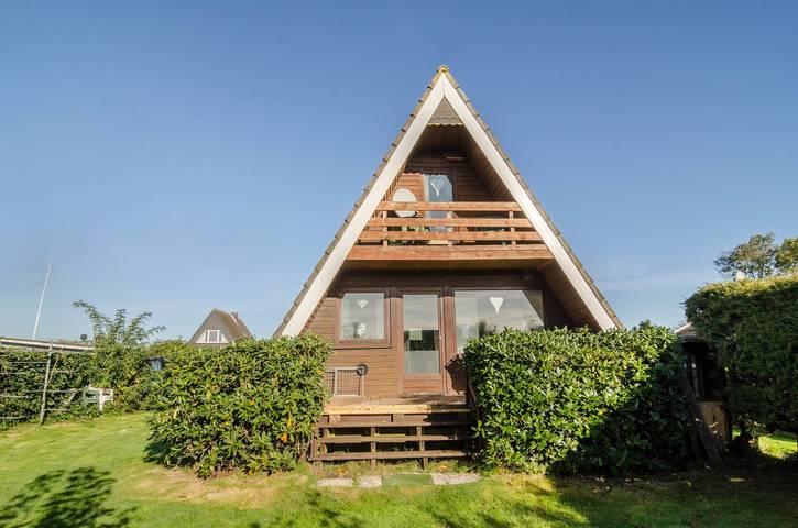 Ferienhaus für 4 Personen, mit Balkon und Garten sowie Seeblick