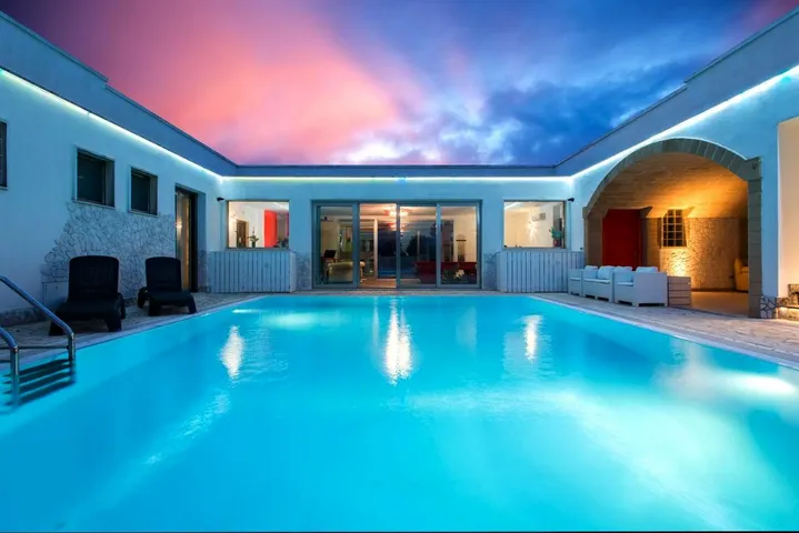 Hotel per 2 persone, con idromassaggio e piscina nonché sauna e giardino - 1