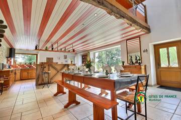 Gîte pour 12 Personnes dans Saint-Marcel (Morbihan), Région de Vannes, Photo 2