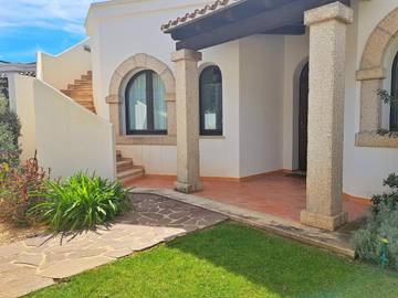 Villa pour 4 personnes, avec jardin ainsi que vue et piscine à Alghero