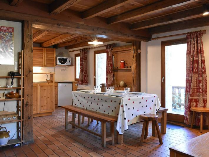 Ferienhaus für 8 Personen, mit Terrasse in Courchevel