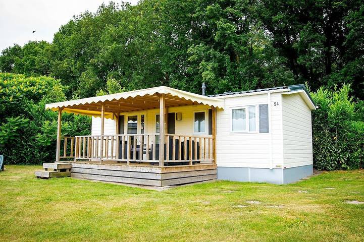 Ferienhaus für 5 Personen, mit Pool und Garten