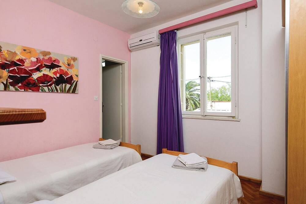 4 bedroom lovely home in Zuljana in Žuljana, Peljesac