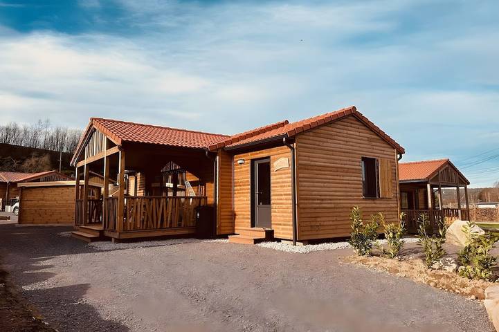 Chalet pour 7 personnes, avec jardin et jacuzzi - 1