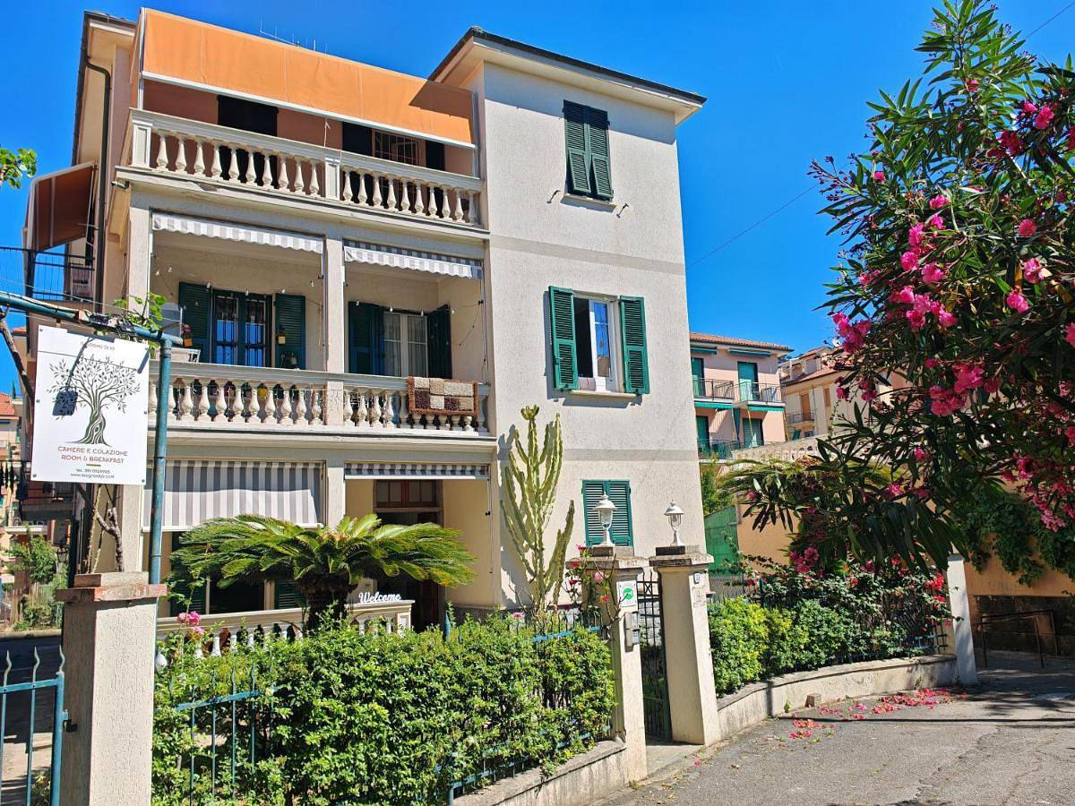 Il sogno di Jo a 50 mt dal mare in Borgio Verezzi, Riviera di Ponente