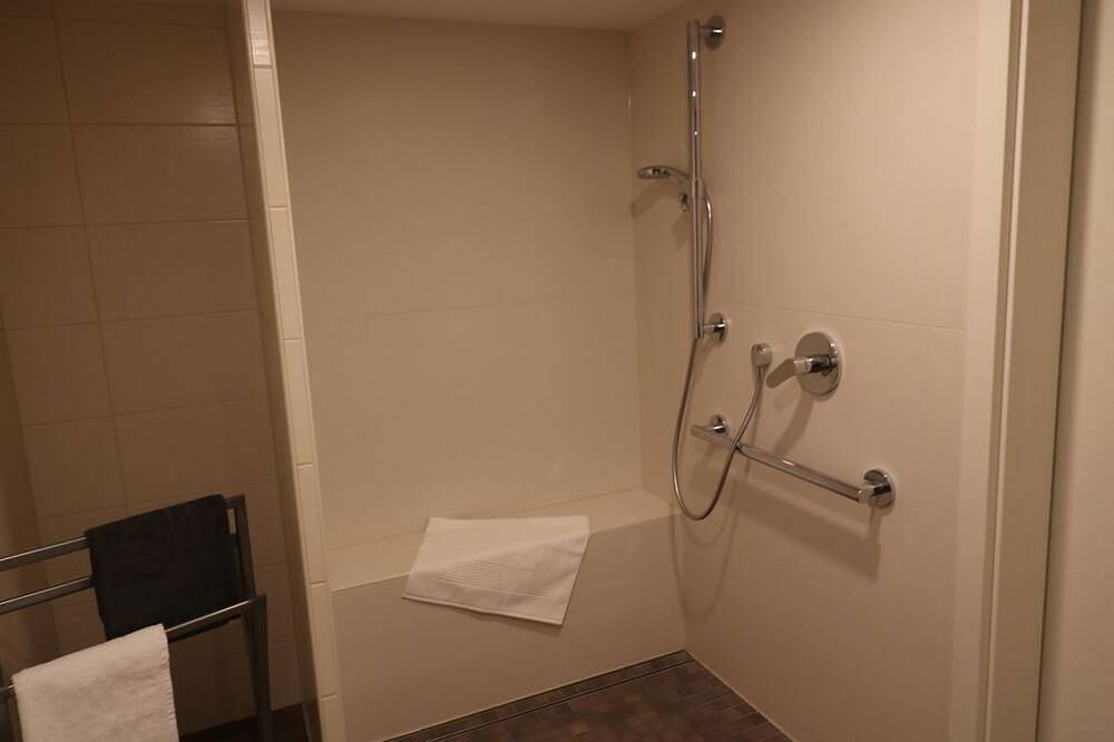 Ferienwohnung Am Pfaffenderbach - 5-bett-ferienwohnung, Dusche/wc, 2 Schlafräume, foto 6