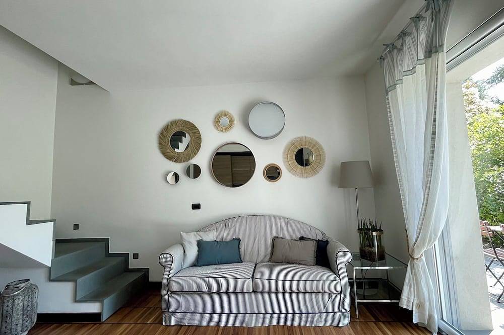 Ganze Wohnung, My Humble House - Appartamento In Villa Con Vista Lago in Imberido (Oggiono), Oggiono