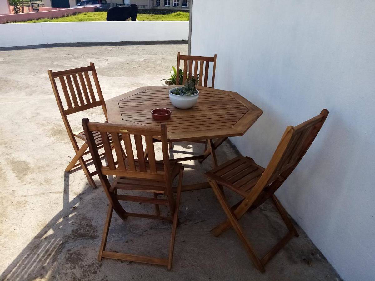 Apartamento inteiro, Two-Bedroom Apartment in Vila Nova, Terceira