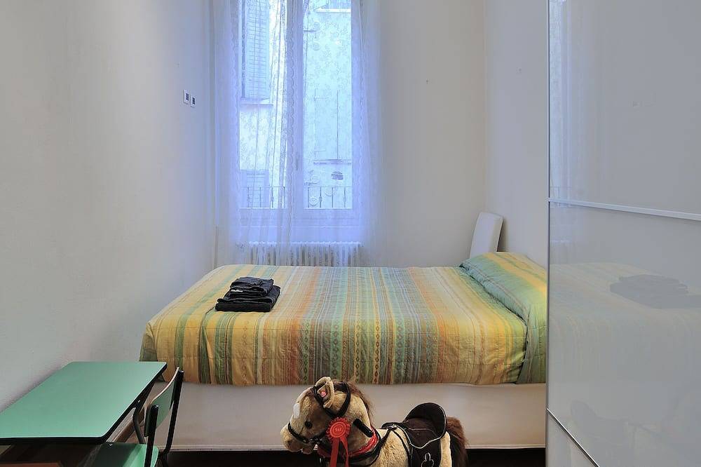 Entire apartment, Loris' House in Modena, Modena Province