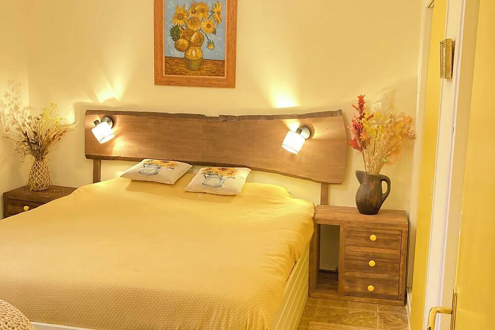 Beautiful, quiet house ideally located in Llagostera, Costa Brava