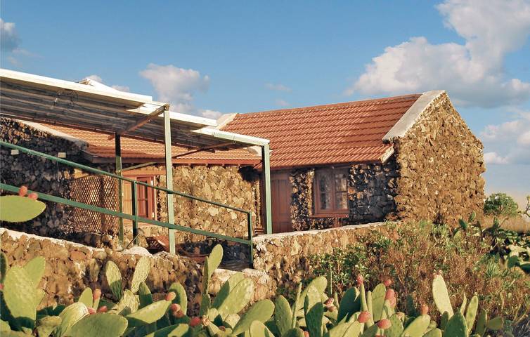 Ferienhaus für 3 Personen, mit Terrasse und Garten auf El Hierro