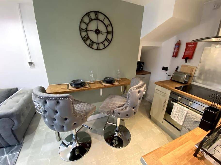 One-Bedroom House in Cardiff, Cardiff region
