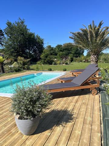 Gîte pour 6 personnes, avec jardin et piscine, animaux acceptés dans la Manche