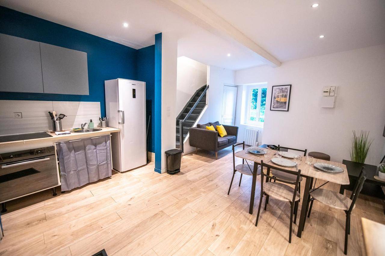 Appartement entier, Two-Bedroom Apartment in Lorette, Parc Naturel Régional du Pilat