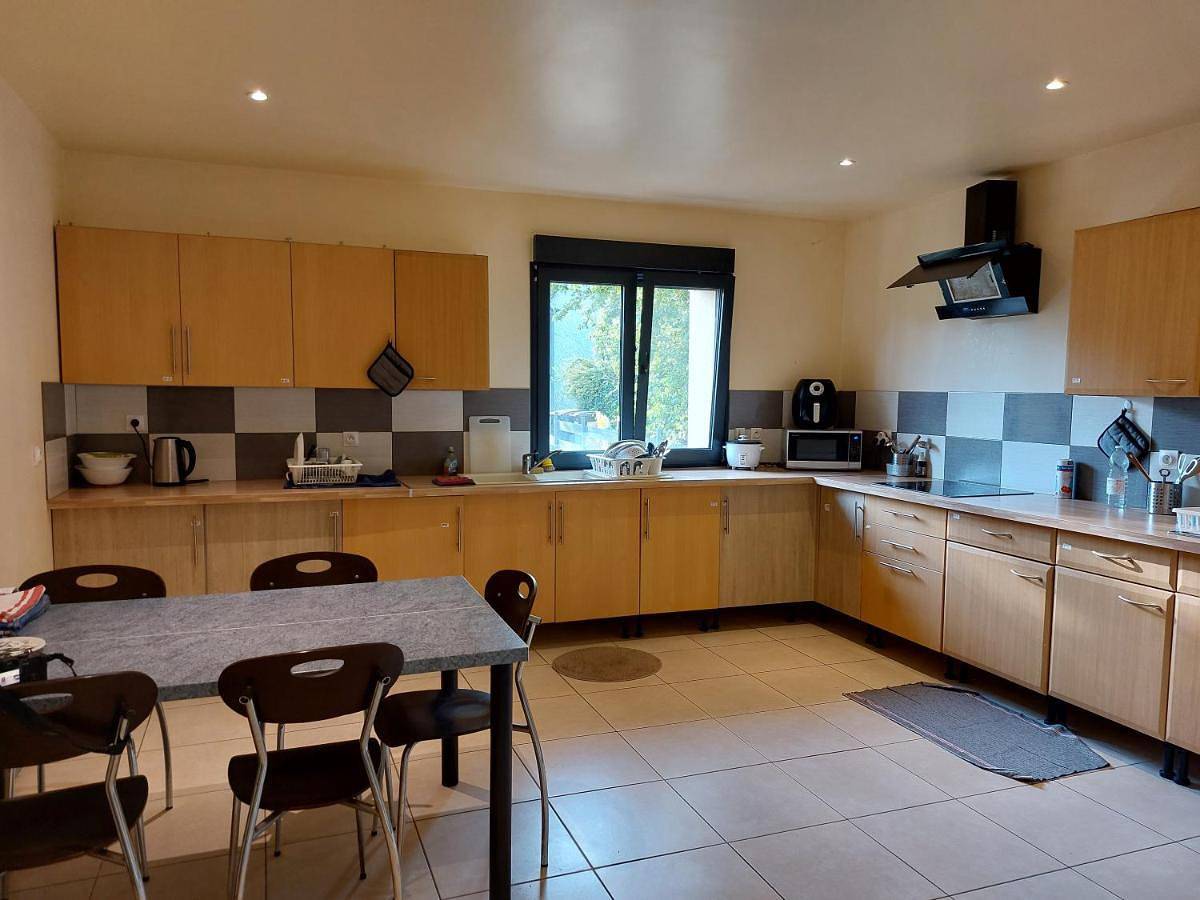 Résidence de la gare, chambre meublée in Longjumeau, Essonne