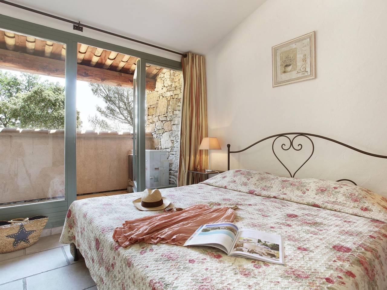 Maisonette à Gordes près des collines in Gordes, Parc naturel régional du Luberon
