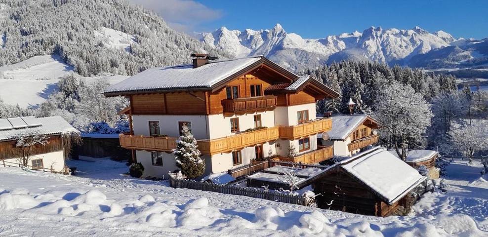 Ferienwohnung für 5 Personen, mit Terrasse und Garten sowie Ausblick in Bischofshofen