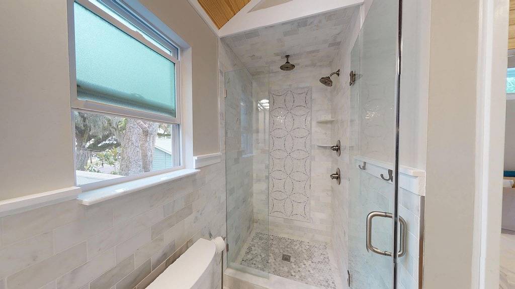 Romantisches Guesthouse - leicht zu Fuß zum historischen St. Aug Downtown - nur renovieren in St. Augustine, St. Johns County