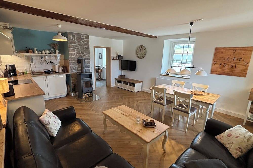 Ganze Wohnung, Ferienwohnung Zur alten Schäferei mit Sauna im historischen Vierseitenhof in Zeulenroda-Triebes, Saaleland