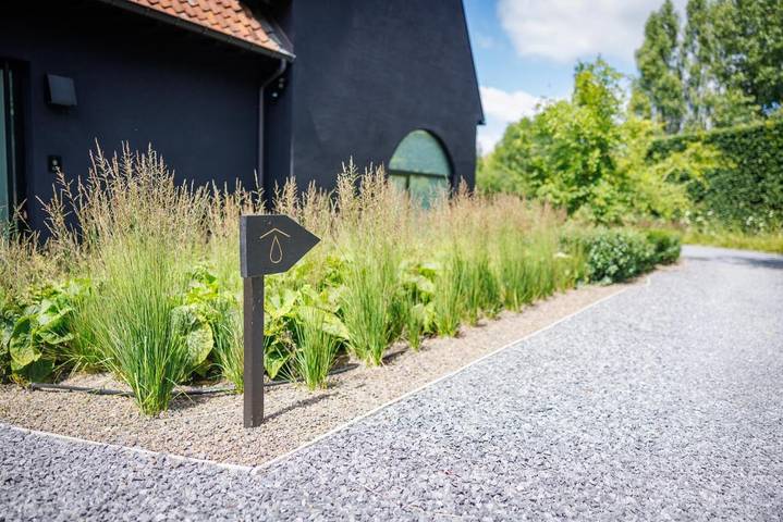 Gîte pour 2 personnes, avec terrasse à Leeuw-Saint-Pierre - 3