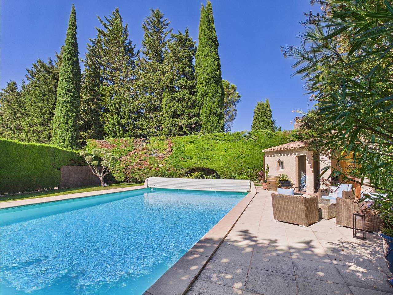 ¡Encantadora casa en Paradou con piscina, aire acondicionado y jardín cerca del pueblo! in Paradou, Region de Arles
