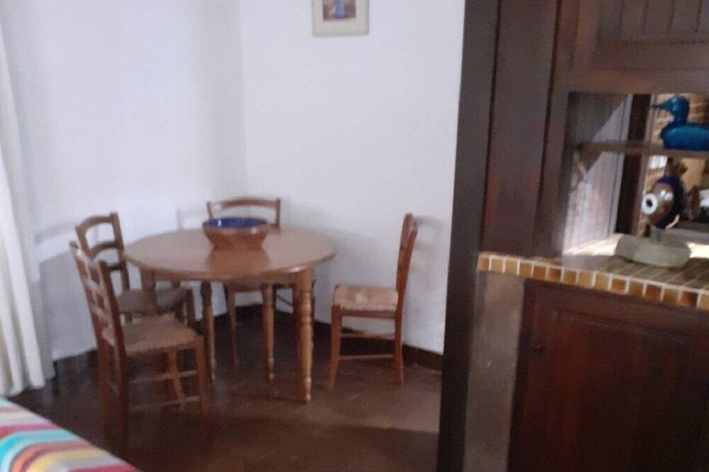 Maison à 80 m de la plage située dans un hameau de 50 maisons au bord de mer in Penta-di-Casinca, Arrondissement de Corte