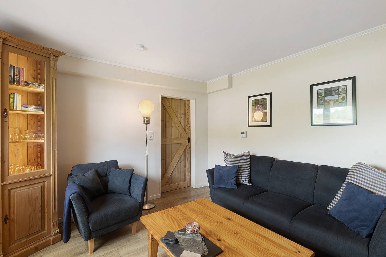 Entire apartment, Apartment 'Dorlar' with Private Terrace, Garden, and Wi-Fi in Dorlar, Schmallenberg