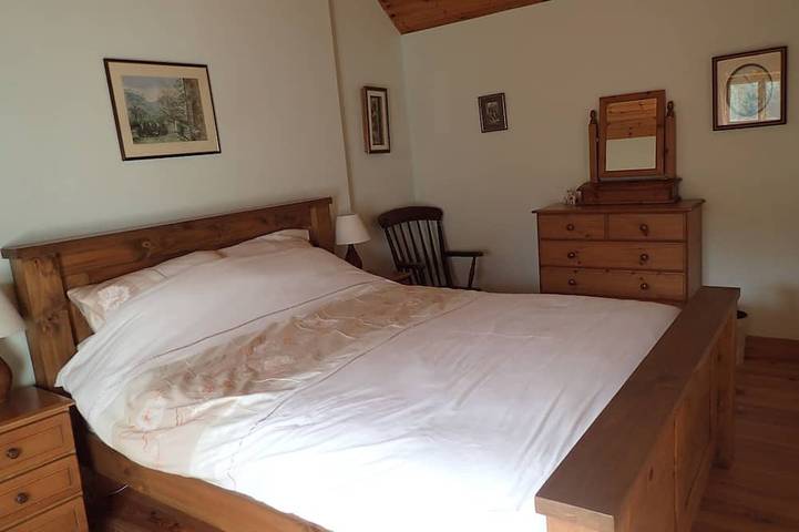 Special Weekly Discounts! Traditional stone cottage in beautiful West Kerry in Ballinduff Electoral Division, Dingle Peninsula