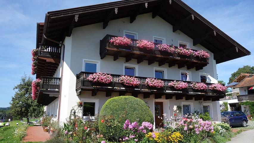 Zimmer für 2 Personen, mit Seeblick und Balkon - 1